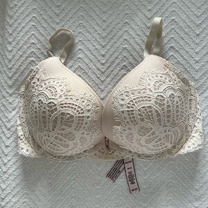 Victoria's Secret Lace Overlay Push-Up Bra in Light Beige